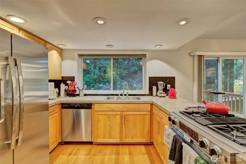 Property photo for 17212 197th Avenue Ne, Woodinville photo 14