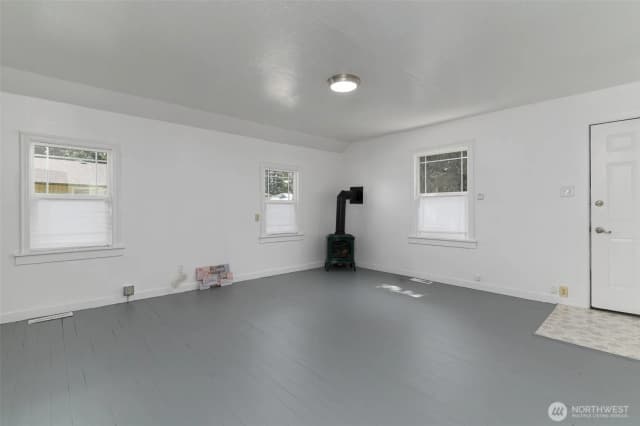 Property photo for 704 Roeder Street, Everson photo 4