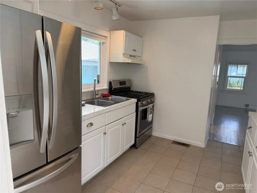 Property photo for 704 Roeder Street, Everson photo 6