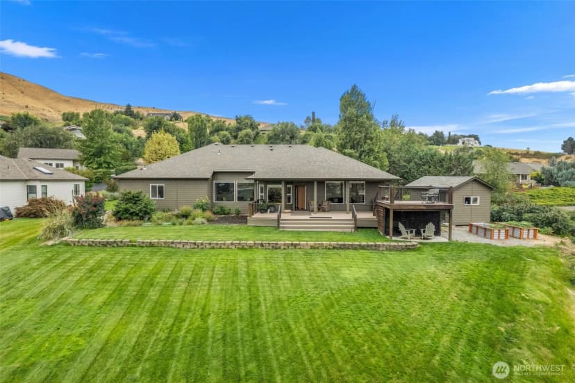 Property photo for 3045 Eastview Lane, Wenatchee photo 35