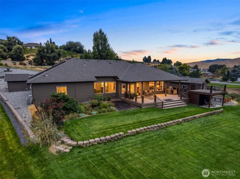 Property photo for 3045 Eastview Lane, Wenatchee photo 3