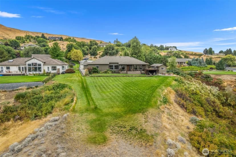 Property photo for 3045 Eastview Lane, Wenatchee photo 36