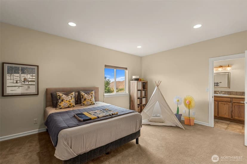 Property photo for 3045 Eastview Lane, Wenatchee photo 28