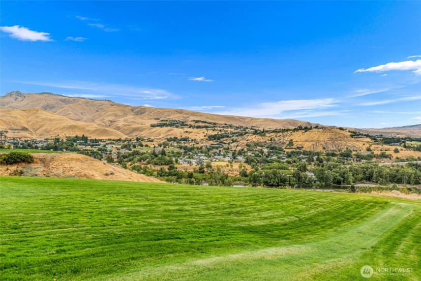 Property photo for 3045 Eastview Lane, Wenatchee photo 38