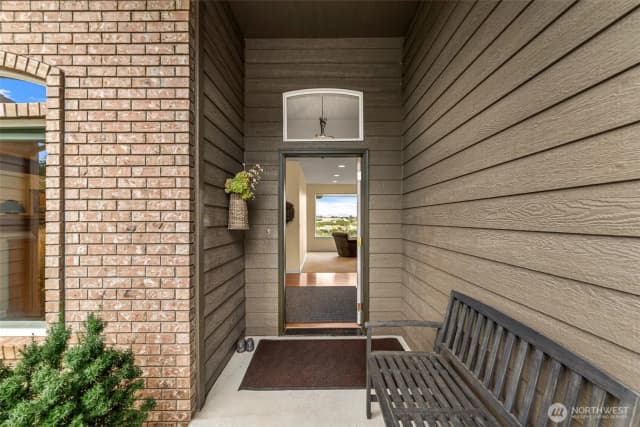 Property photo for 3045 Eastview Lane, Wenatchee photo 4