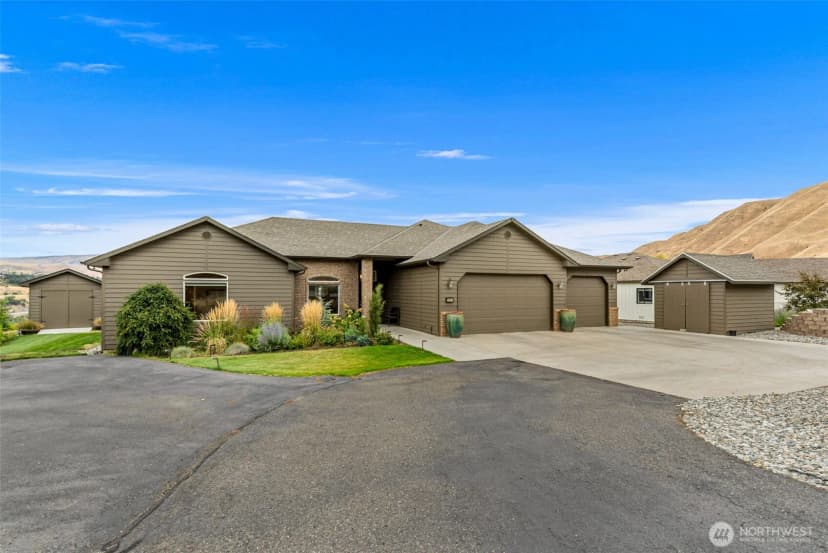 Property photo for 3045 Eastview Lane, Wenatchee photo 40