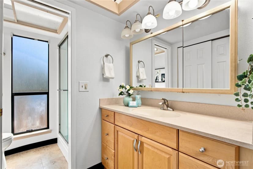 Property photo for 13945 Se 60th Street, Bellevue photo 22