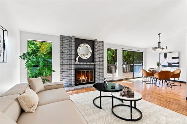 Property photo for 13945 Se 60th Street, Bellevue photo 5