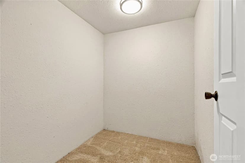 Property photo for 13945 Se 60th Street, Bellevue photo 34
