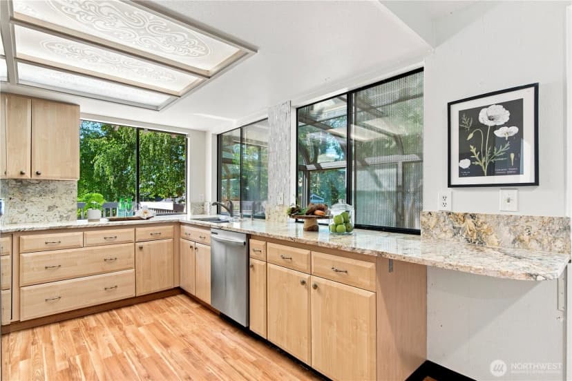 Property photo for 13945 Se 60th Street, Bellevue photo 18