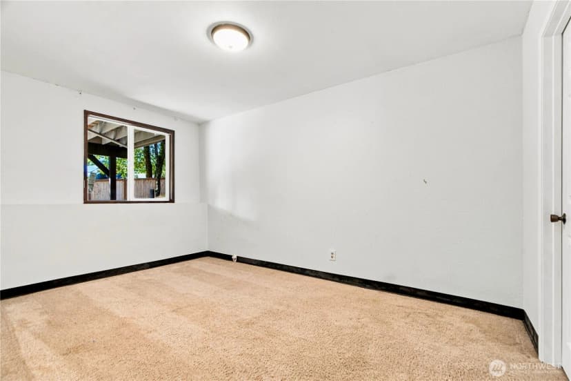 Property photo for 13945 Se 60th Street, Bellevue photo 26