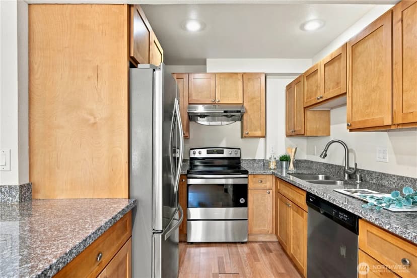 Property photo for 13945 Se 60th Street, Bellevue photo 28