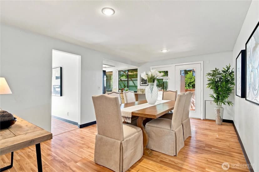 Property photo for 13945 Se 60th Street, Bellevue photo 20