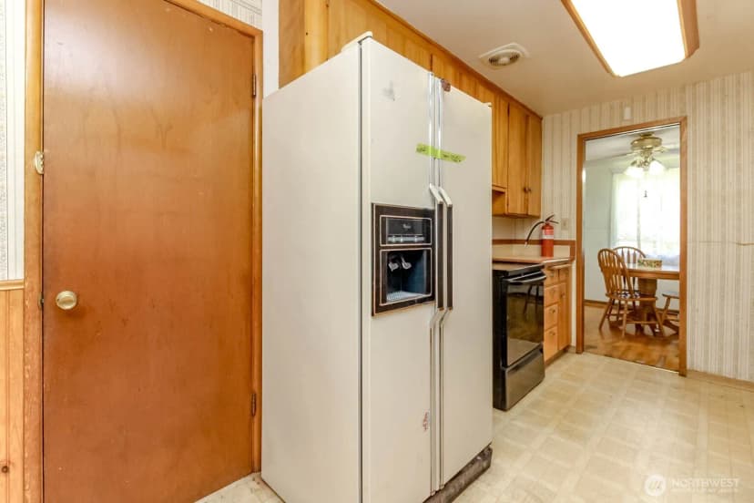 Property photo for 7043 Tacoma Avenue S, Tacoma photo 9