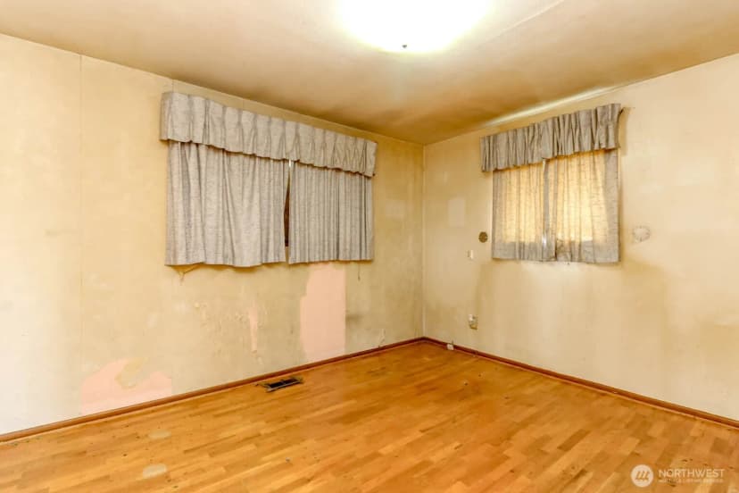 Property photo for 7043 Tacoma Avenue S, Tacoma photo 19