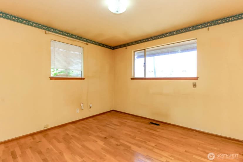 Property photo for 7043 Tacoma Avenue S, Tacoma photo 16