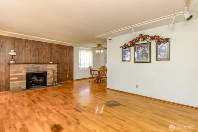 Property photo for 7043 Tacoma Avenue S, Tacoma photo 4
