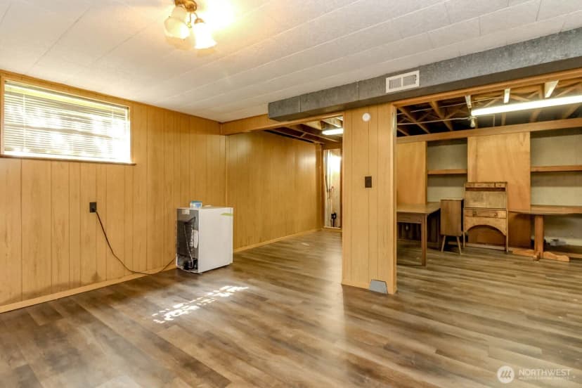 Property photo for 7043 Tacoma Avenue S, Tacoma photo 24