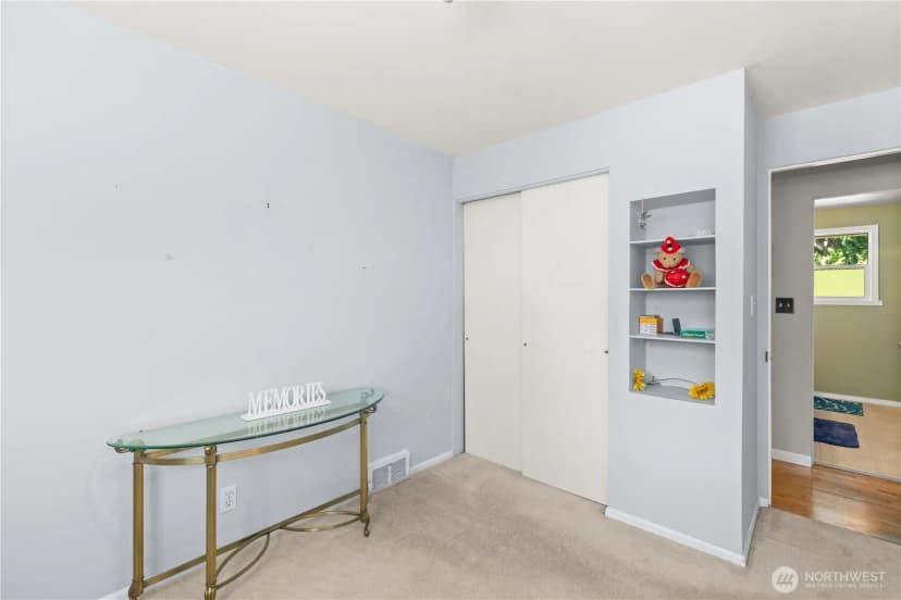 Property photo for 18521 36th Place Ne, Lake Forest Park photo 22
