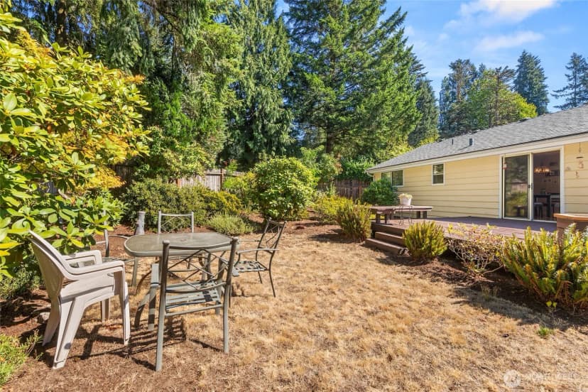 Property photo for 18521 36th Place Ne, Lake Forest Park photo 32