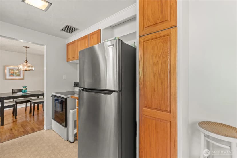 Property photo for 18521 36th Place Ne, Lake Forest Park photo 20