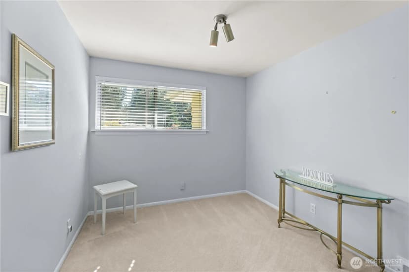 Property photo for 18521 36th Place Ne, Lake Forest Park photo 21