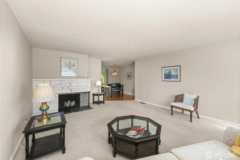 Property photo for 18521 36th Place Ne, Lake Forest Park photo 6