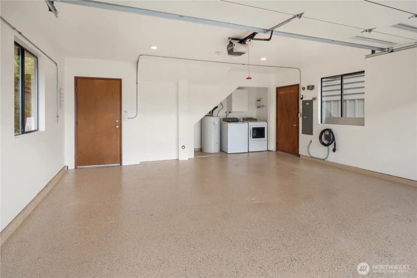 Property photo for 11428 Arroyo Beach Place Sw, Seattle photo 16