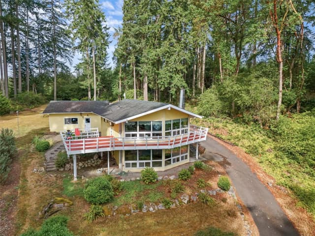 Property photo for 10006 Eagle Place, Anderson Island