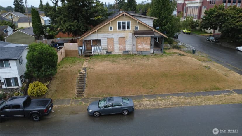 Property photo for 1703 Oakes, Everett