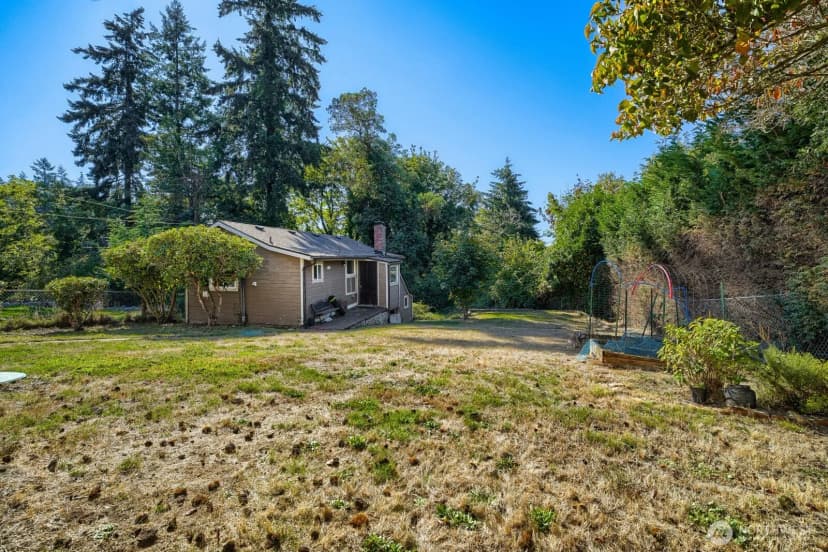 Property photo for 15433 22nd Avenue Sw, Burien photo 26