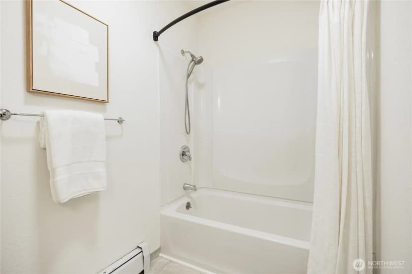 Property photo for 15433 22nd Avenue Sw, Burien photo 19