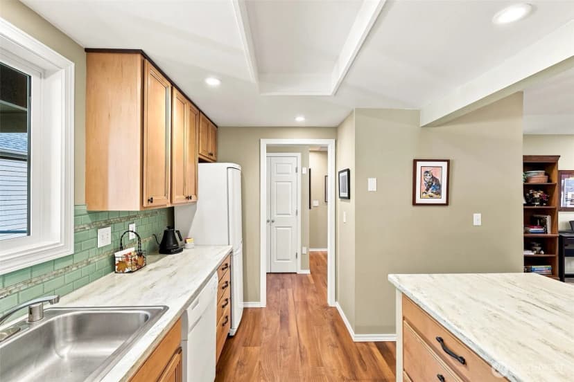 Property photo for 3975 Providence Point Drive Se #2140, Issaquah photo 11