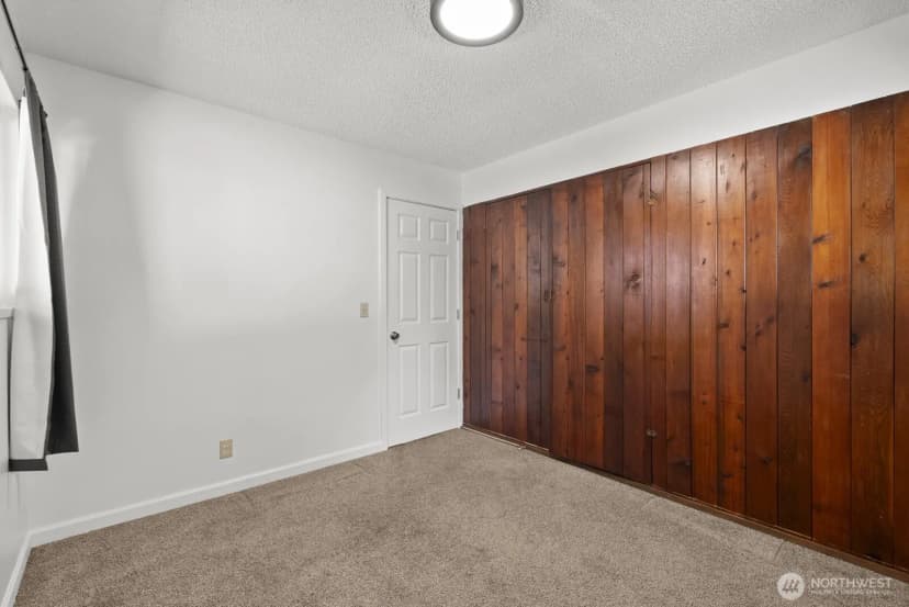 Property photo for 9701 Hipkins Road Sw, Lakewood photo 15