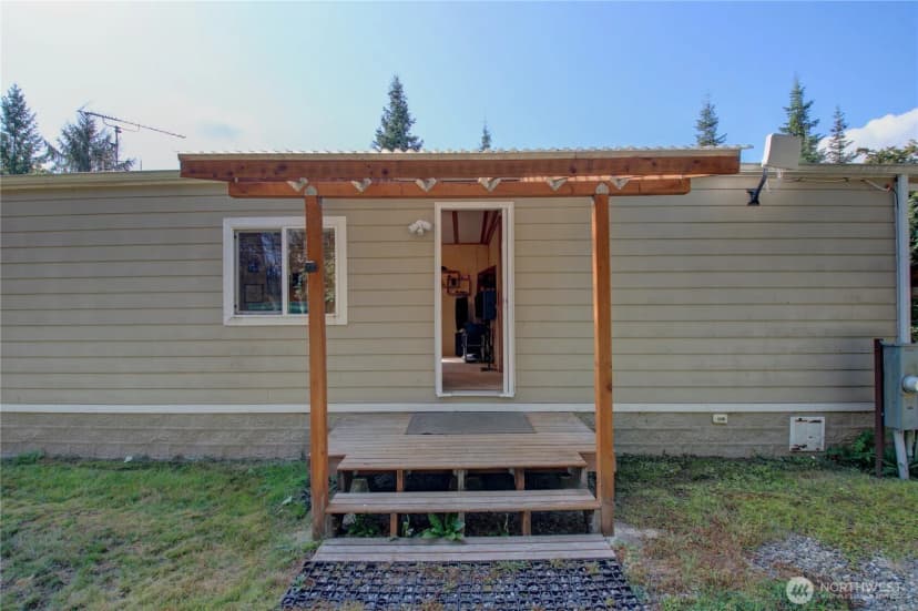Property photo for 18025 Cedar Ponds Road, Monroe