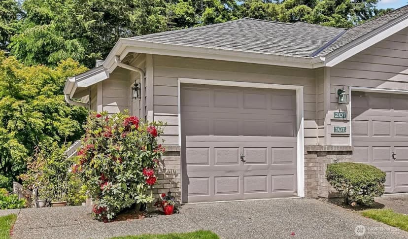 Property photo for 16900 River Rock Drive #101, Lynnwood photo 23
