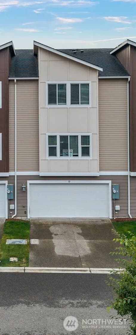 Property photo for 17537 110th Avenue E #d, Puyallup photo 3
