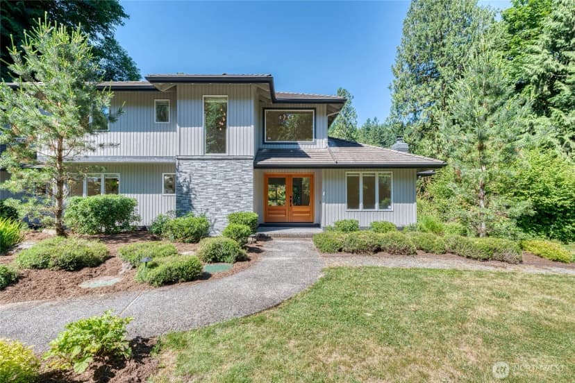 Property photo for 14129 229th Drive Se, Issaquah photo 2