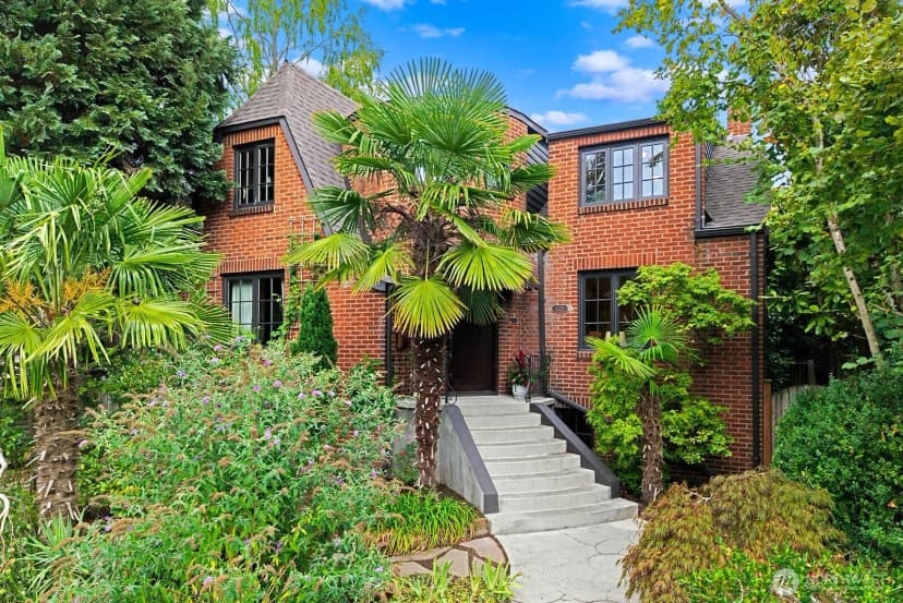 Property photo for 6238 25th Avenue Ne, Seattle