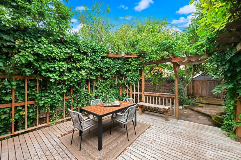 Property photo for 6238 25th Avenue Ne, Seattle photo 26