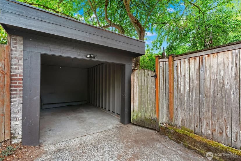 Property photo for 6238 25th Avenue Ne, Seattle photo 33