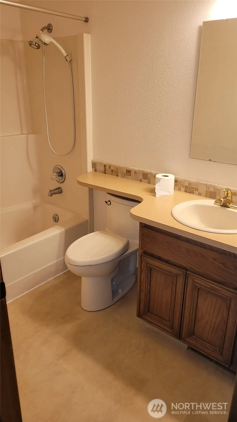 Property photo for 17912 81st Street E, Bonney Lake photo 5