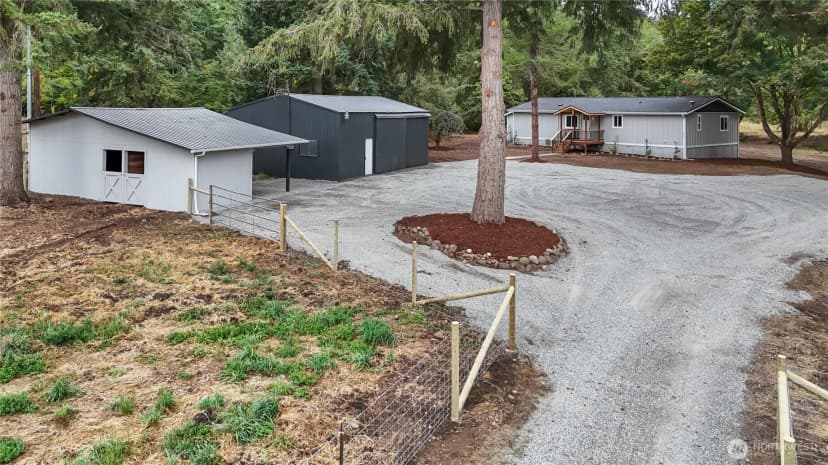 Property photo for 15841 Bald Hill Road Se, Yelm photo 4