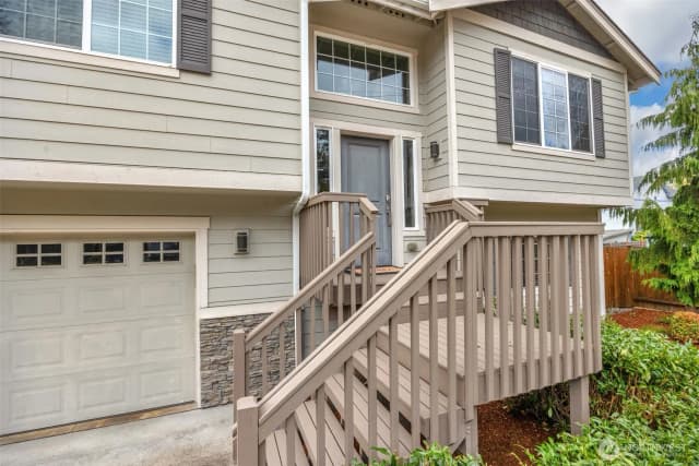 Property photo for 14609 20th Avenue Ne #2, Shoreline photo 4