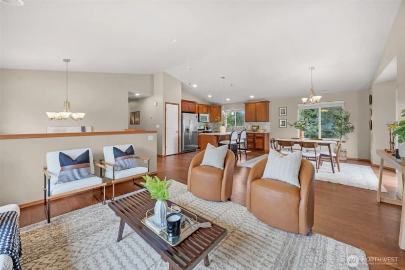 Property photo for 14609 20th Avenue Ne #2, Shoreline photo 6