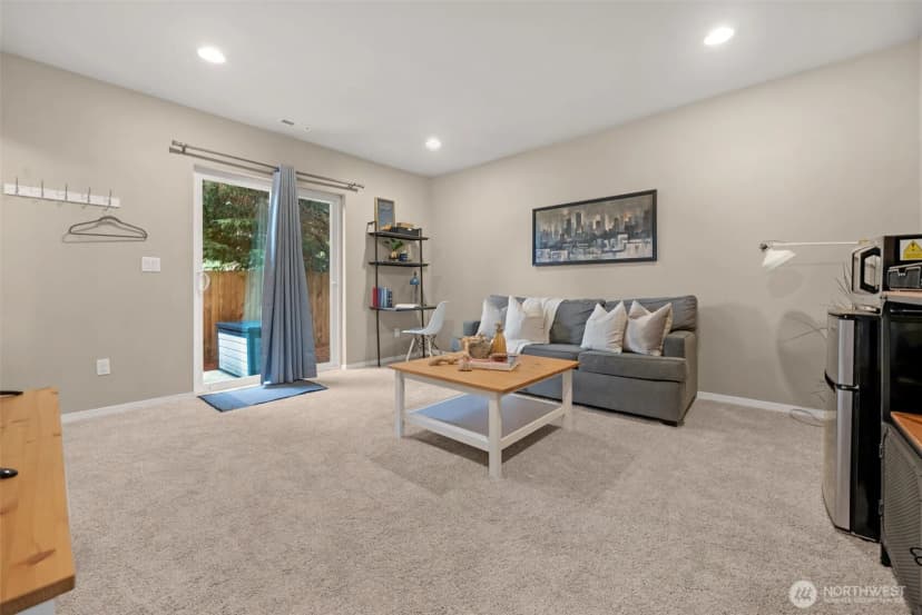 Property photo for 14609 20th Avenue Ne #2, Shoreline photo 25