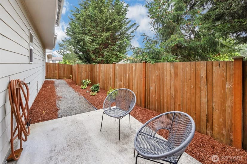 Property photo for 14609 20th Avenue Ne #2, Shoreline photo 29