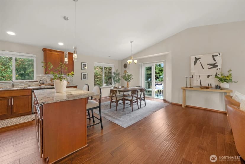 Property photo for 14609 20th Avenue Ne #2, Shoreline photo 9