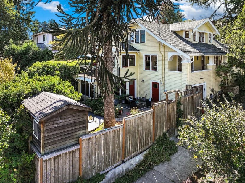 Property photo for 2502 18th Avenue S, Seattle photo 34