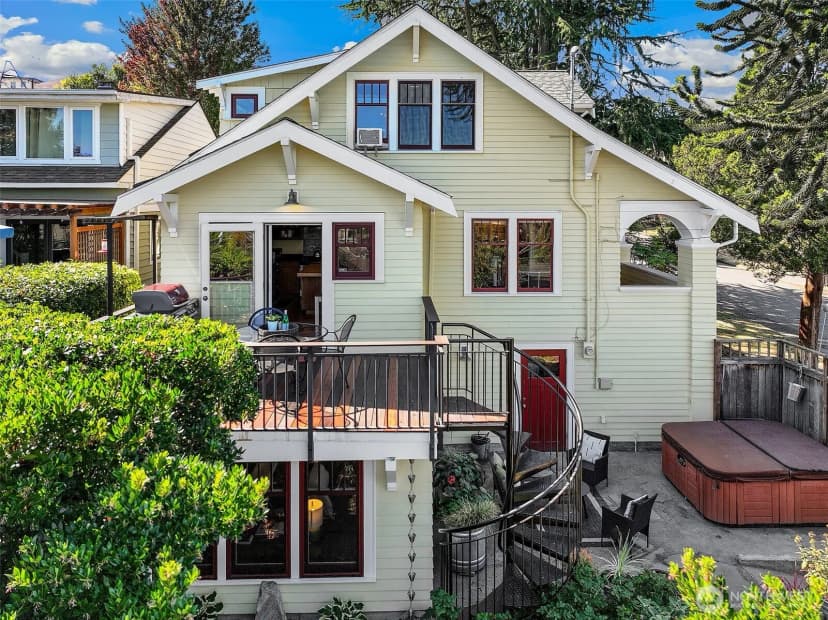 Property photo for 2502 18th Avenue S, Seattle photo 29